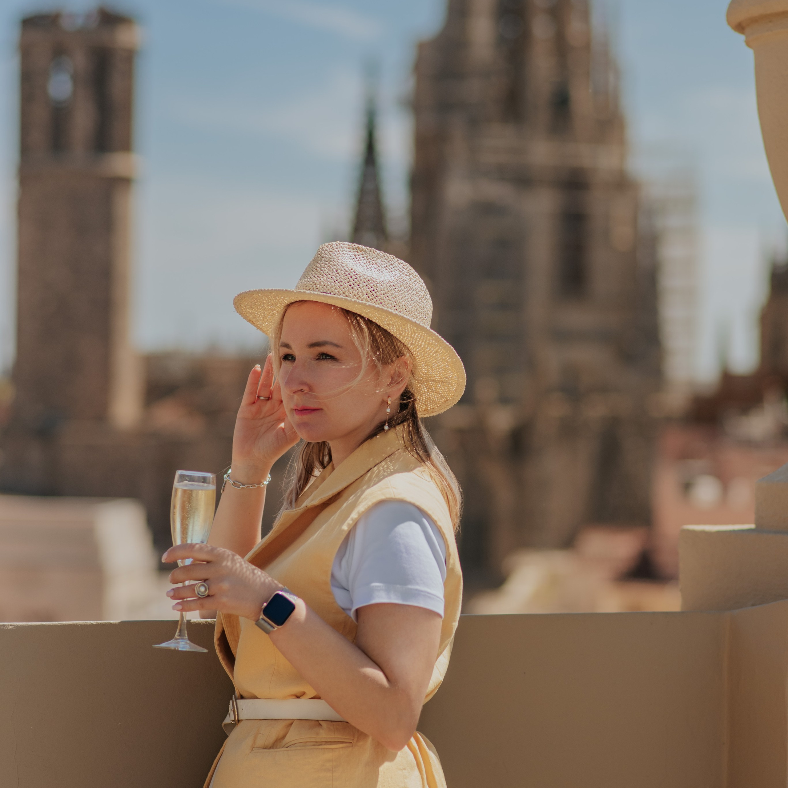 Where to Eat Delicious and Healthy Food in Barcelona. DiaFoto — Wow Photographer in Barcelona | Premium Barcelona Photoshoot Experience