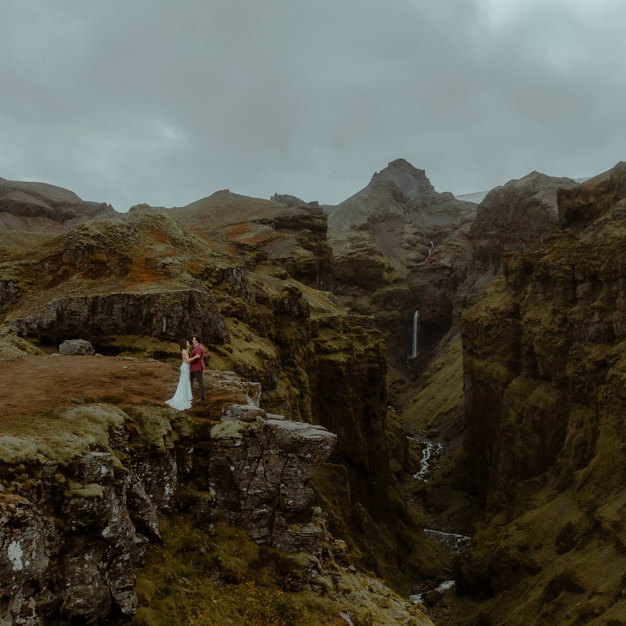 How to elope in Iceland in 2026-2027. Iceland elopement photo and video | Nikolaichik Photo