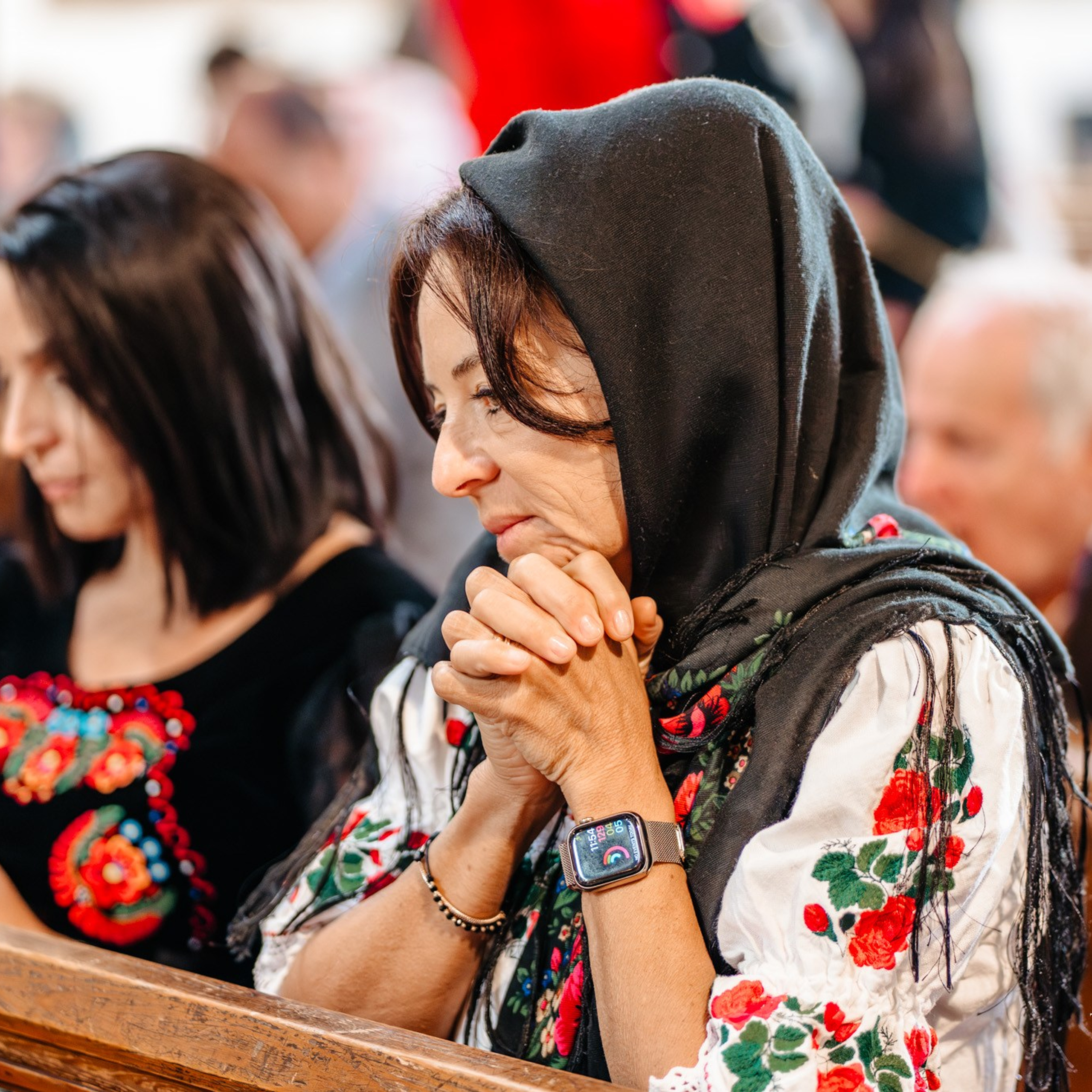 Sambata lui Lazar si Hramul la Biserica Romaneasca din Southampton — Slujba arhiereasca oficiata de PS Parinte Atanasie. TANTAN IONUT FOTO & FILM