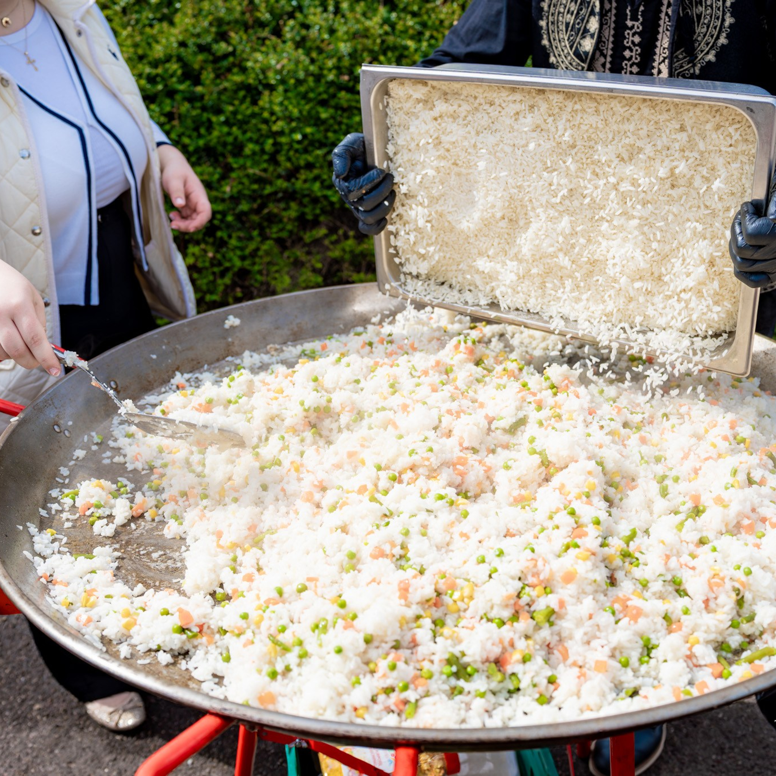 Sambata lui Lazar si Hramul la Biserica Romaneasca din Southampton — Slujba arhiereasca oficiata de PS Parinte Atanasie. TANTAN IONUT FOTO & FILM