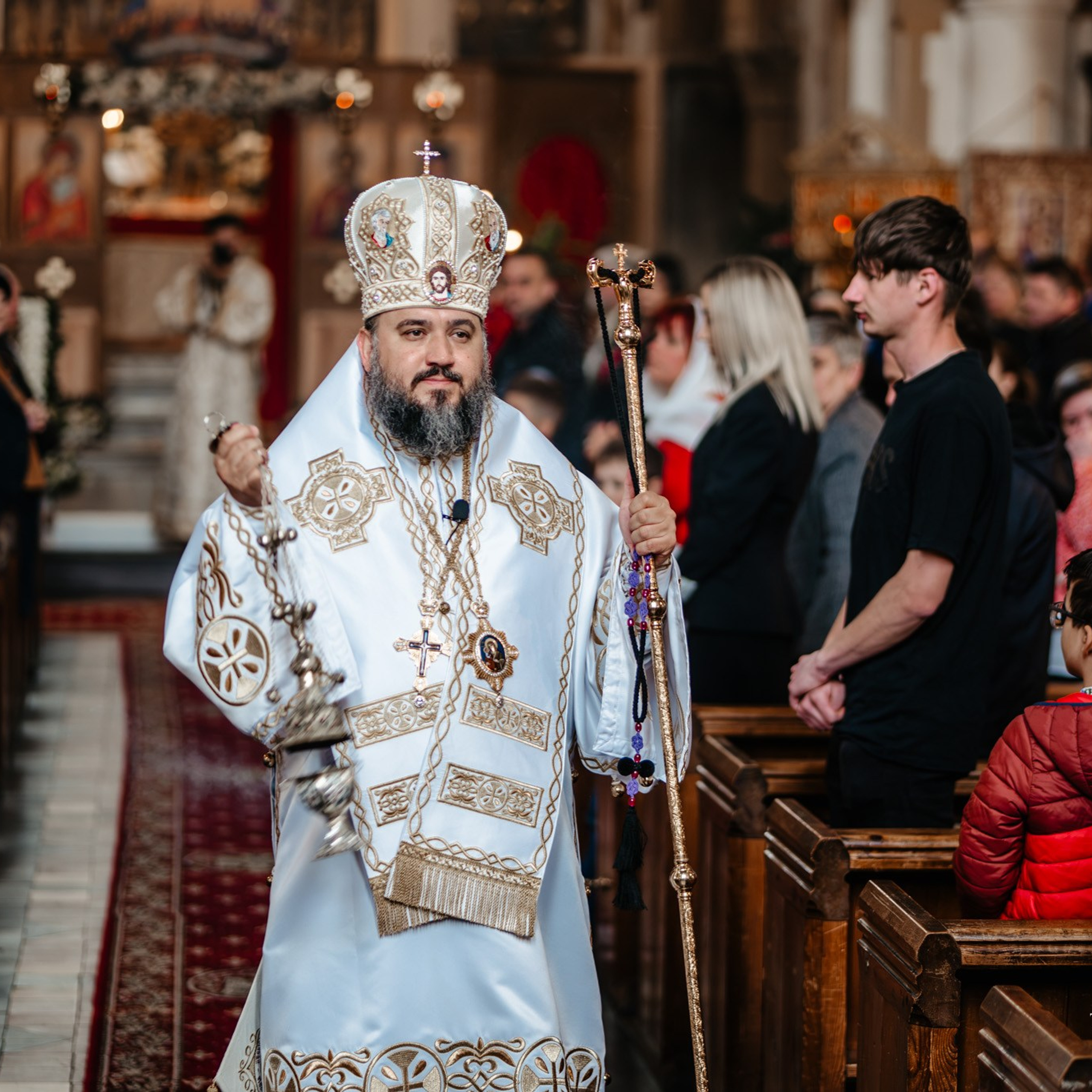 Sambata lui Lazar si Hramul la Biserica Romaneasca din Southampton — Slujba arhiereasca oficiata de PS Parinte Atanasie. TANTAN IONUT FOTO & FILM