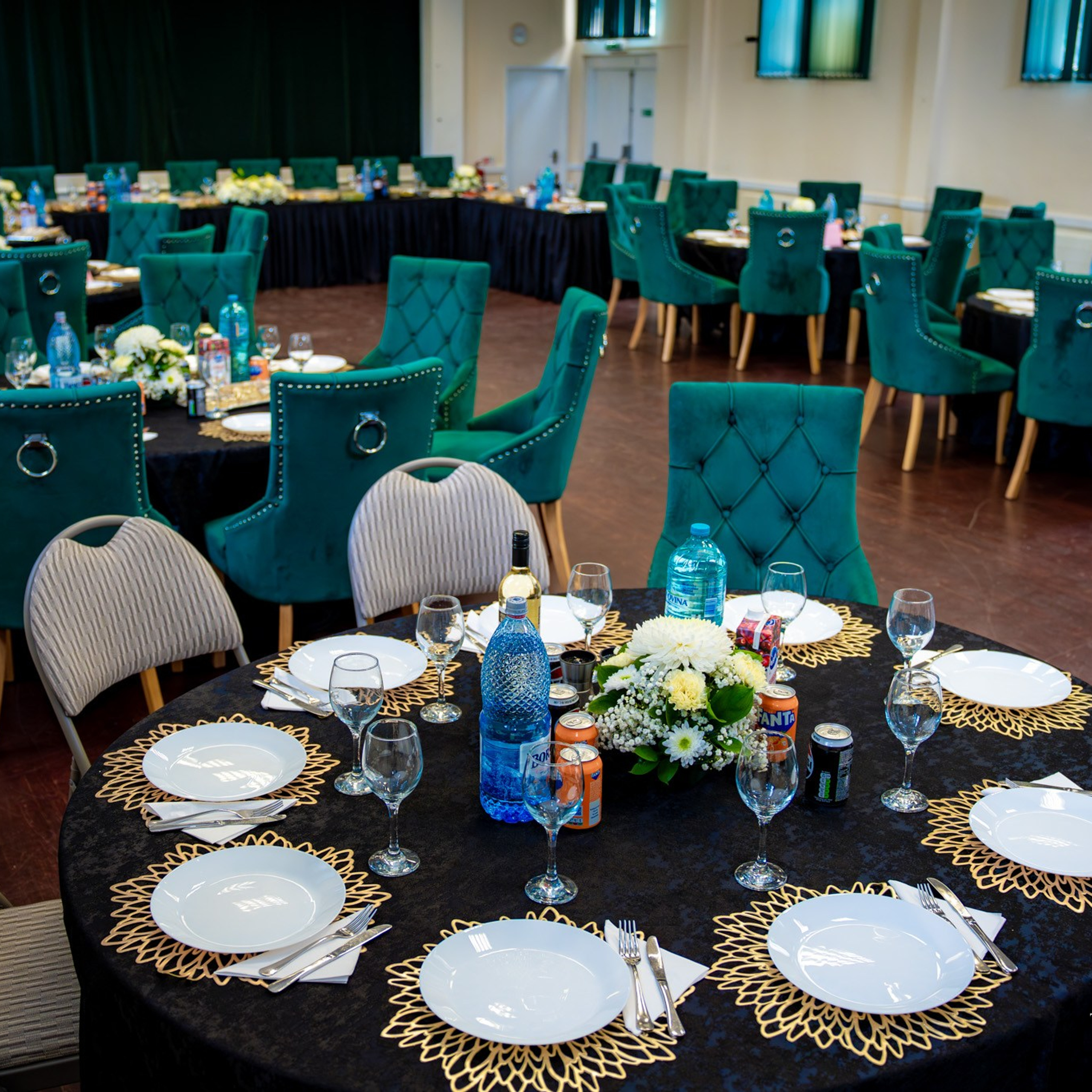 Sambata lui Lazar si Hramul la Biserica Romaneasca din Southampton — Slujba arhiereasca oficiata de PS Parinte Atanasie. TANTAN IONUT FOTO & FILM