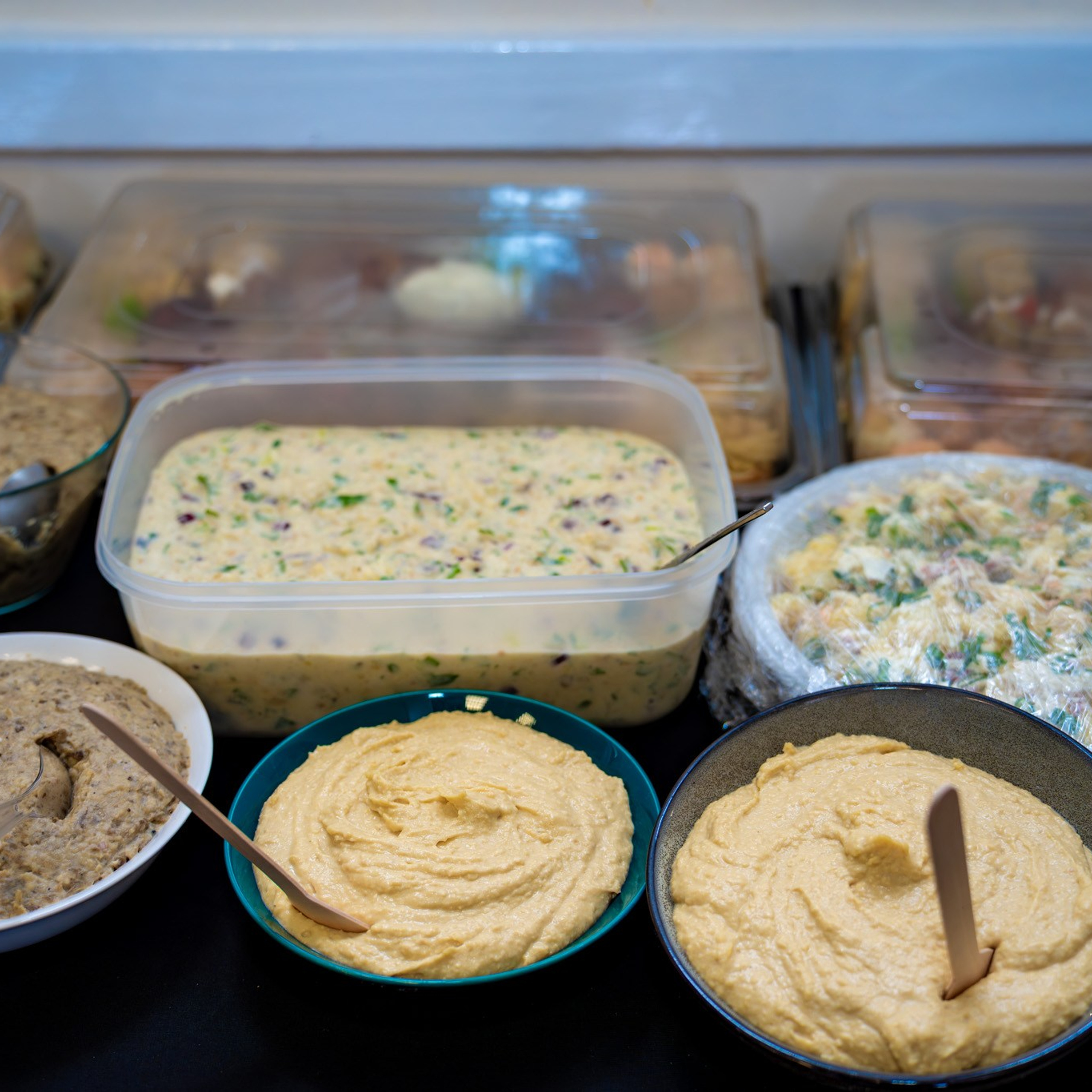 Sambata lui Lazar si Hramul la Biserica Romaneasca din Southampton — Slujba arhiereasca oficiata de PS Parinte Atanasie. TANTAN IONUT FOTO & FILM