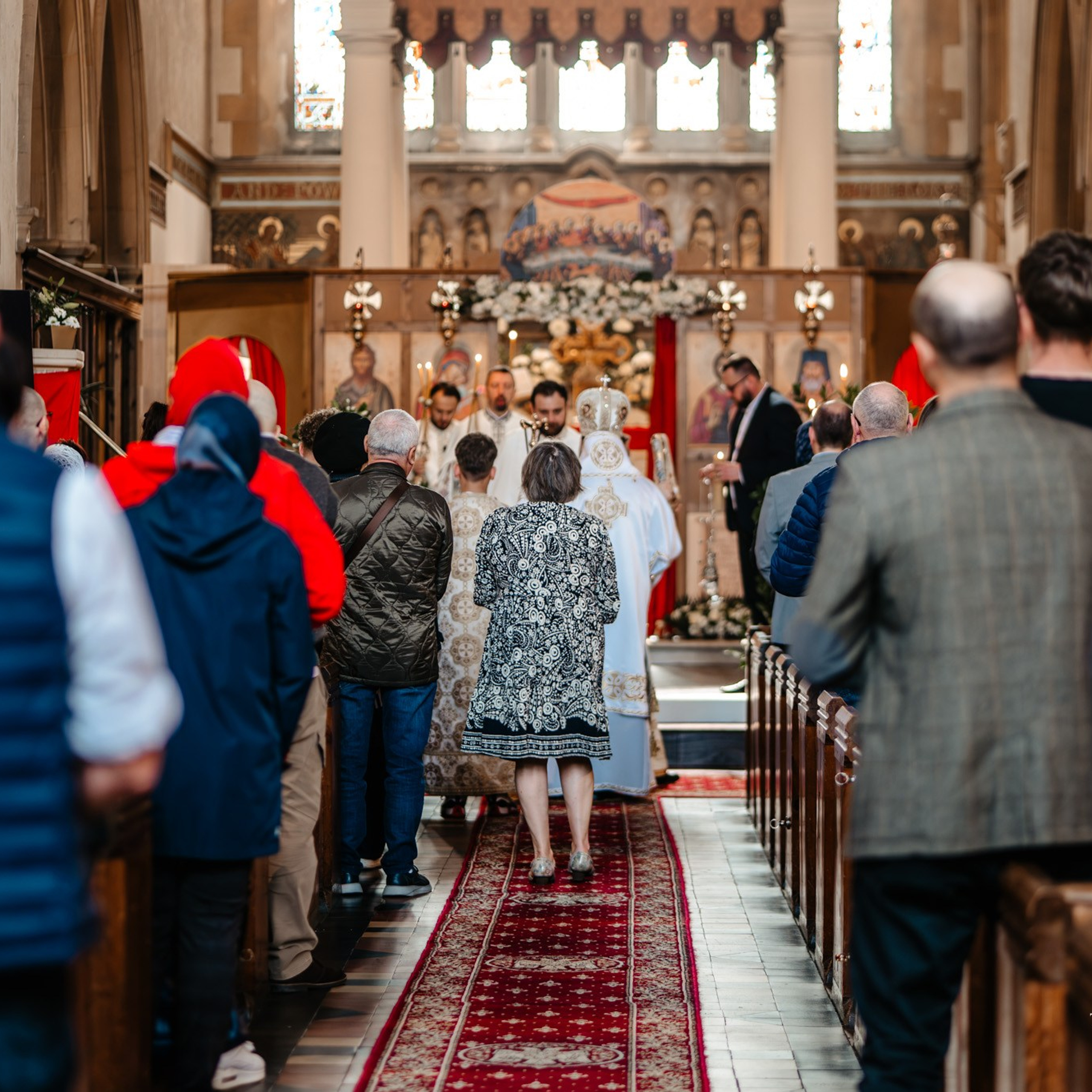 Sambata lui Lazar si Hramul la Biserica Romaneasca din Southampton — Slujba arhiereasca oficiata de PS Parinte Atanasie. TANTAN IONUT FOTO & FILM