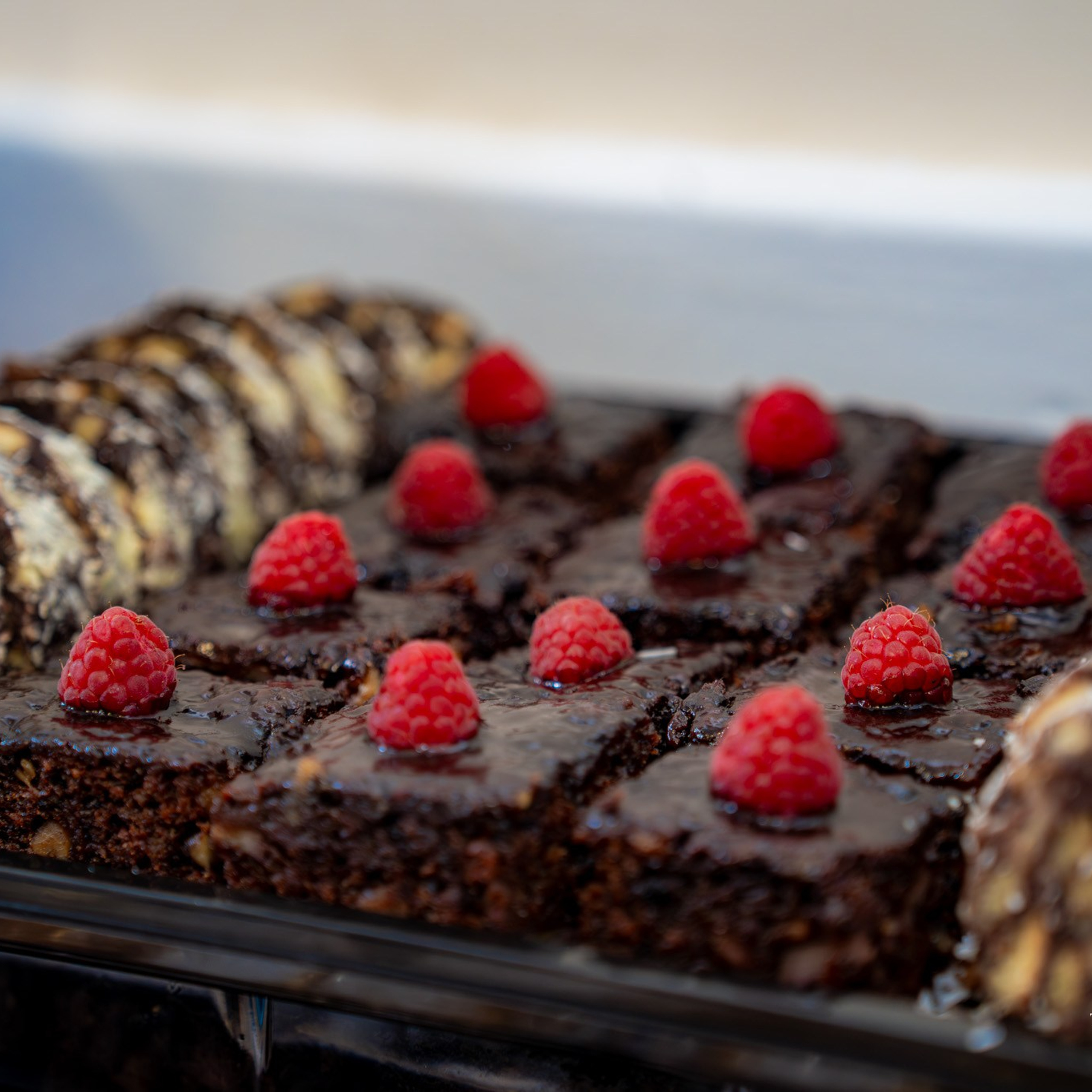 Sambata lui Lazar si Hramul la Biserica Romaneasca din Southampton — Slujba arhiereasca oficiata de PS Parinte Atanasie. TANTAN IONUT FOTO & FILM