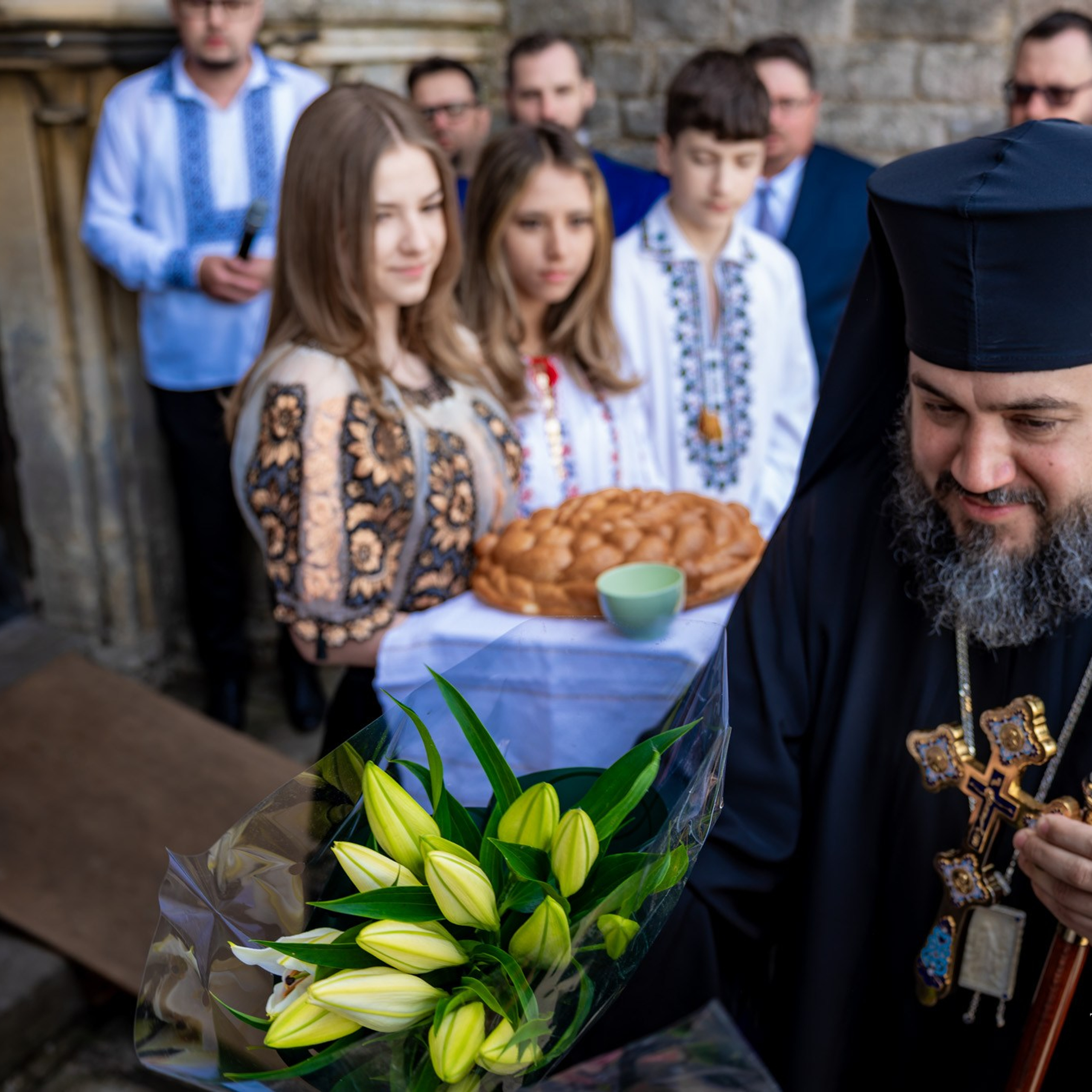 Sambata lui Lazar si Hramul la Biserica Romaneasca din Southampton — Slujba arhiereasca oficiata de PS Parinte Atanasie. TANTAN IONUT FOTO & FILM