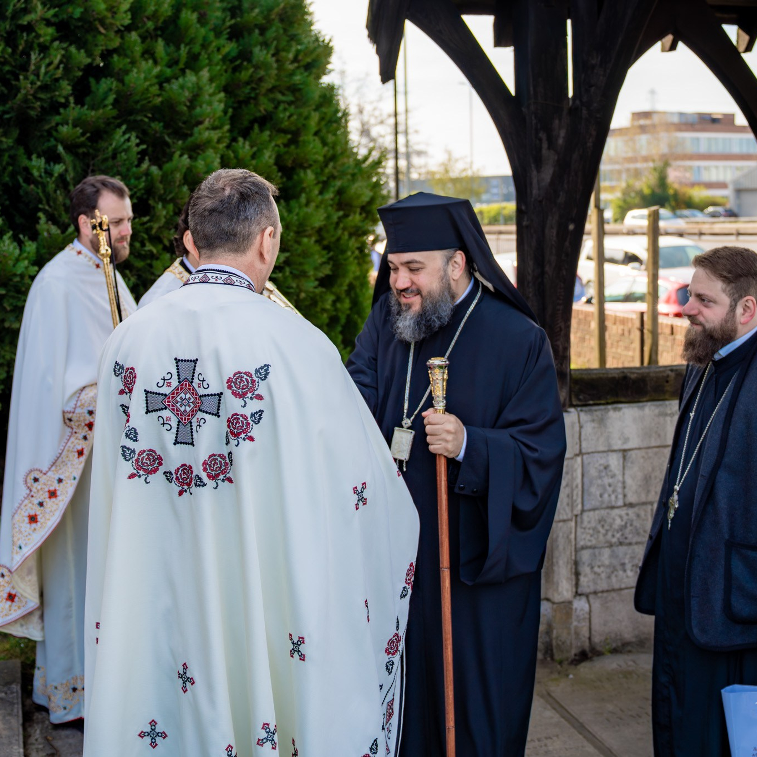 Sambata lui Lazar si Hramul la Biserica Romaneasca din Southampton — Slujba arhiereasca oficiata de PS Parinte Atanasie. TANTAN IONUT FOTO & FILM