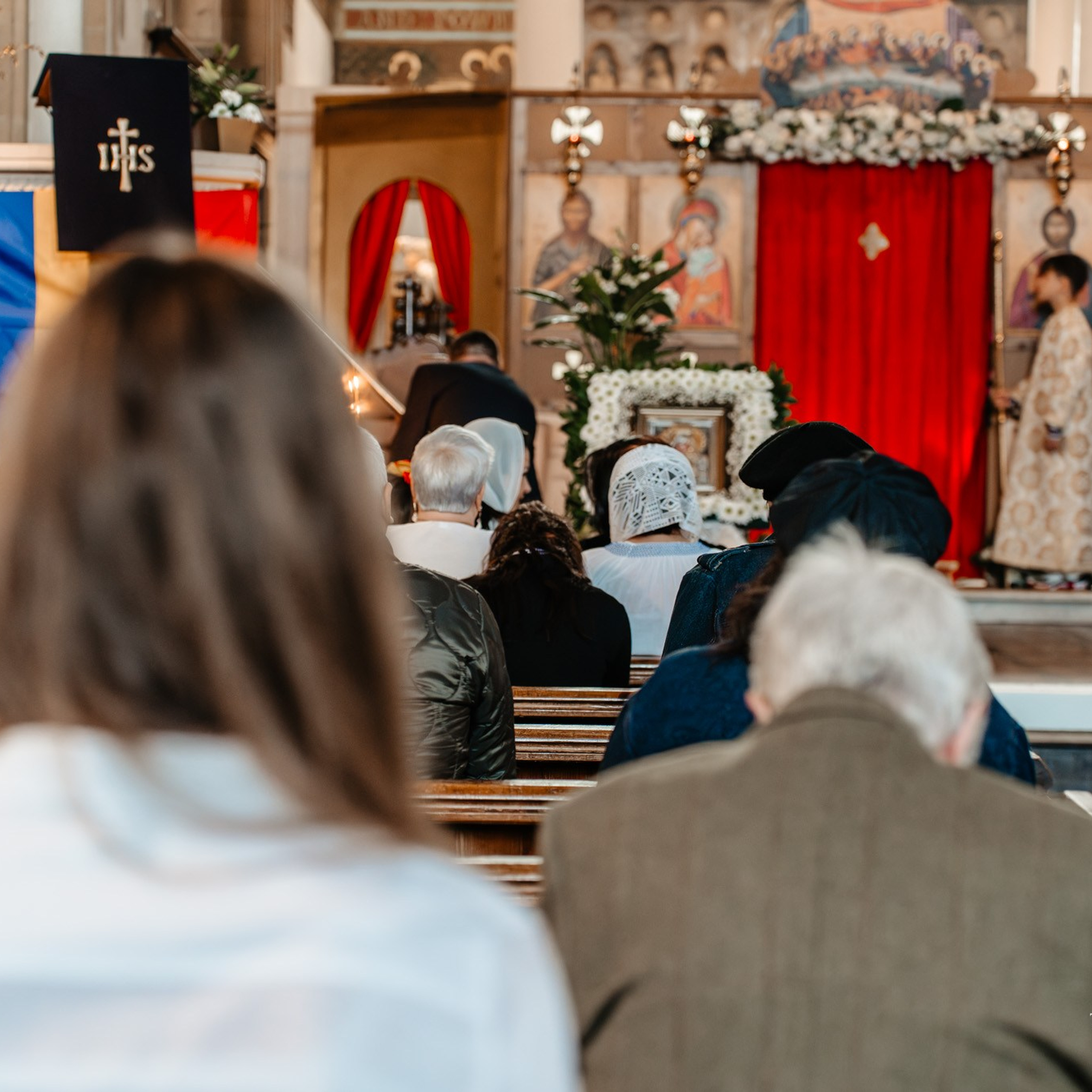 Sambata lui Lazar si Hramul la Biserica Romaneasca din Southampton — Slujba arhiereasca oficiata de PS Parinte Atanasie. TANTAN IONUT FOTO & FILM