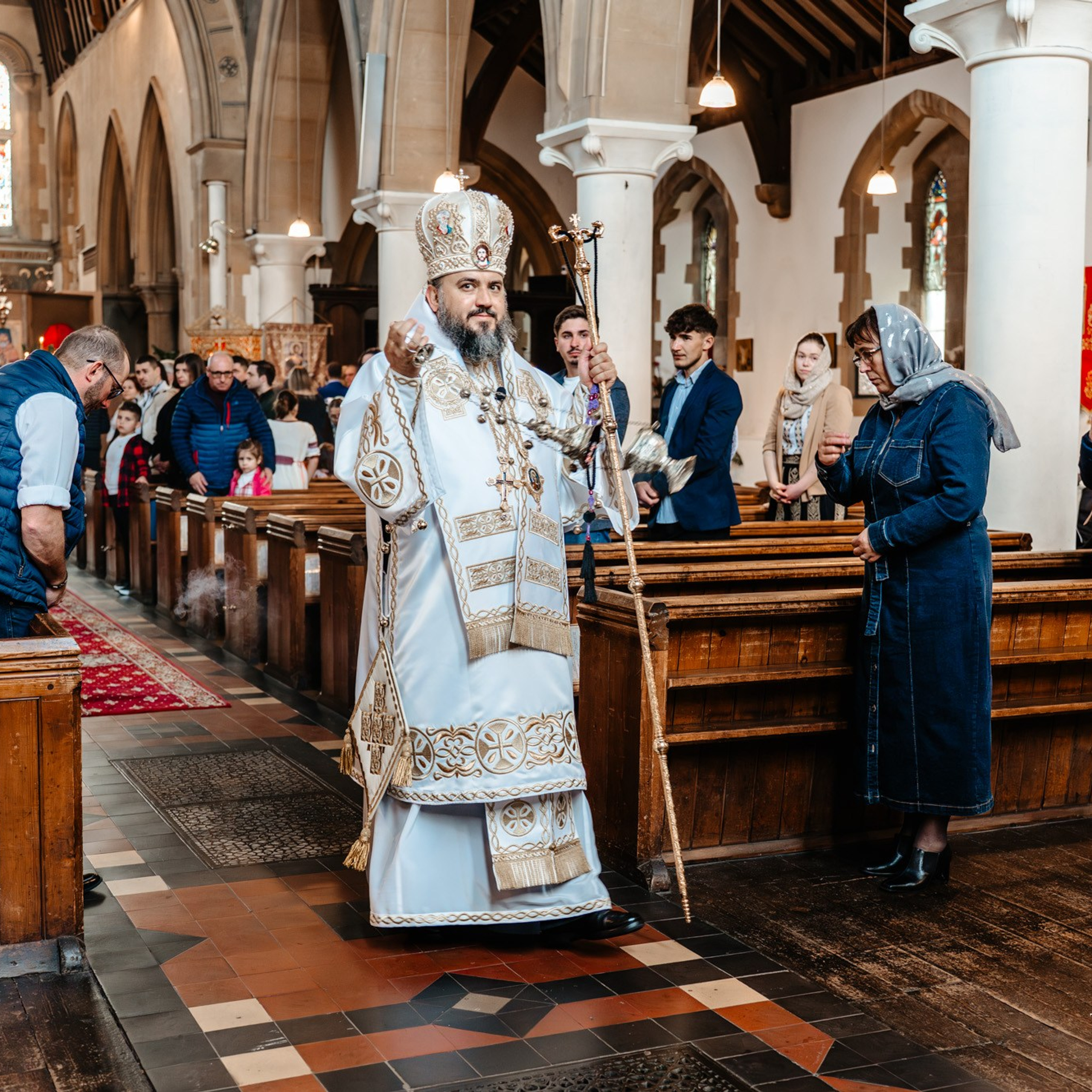 Sambata lui Lazar si Hramul la Biserica Romaneasca din Southampton — Slujba arhiereasca oficiata de PS Parinte Atanasie. TANTAN IONUT FOTO & FILM
