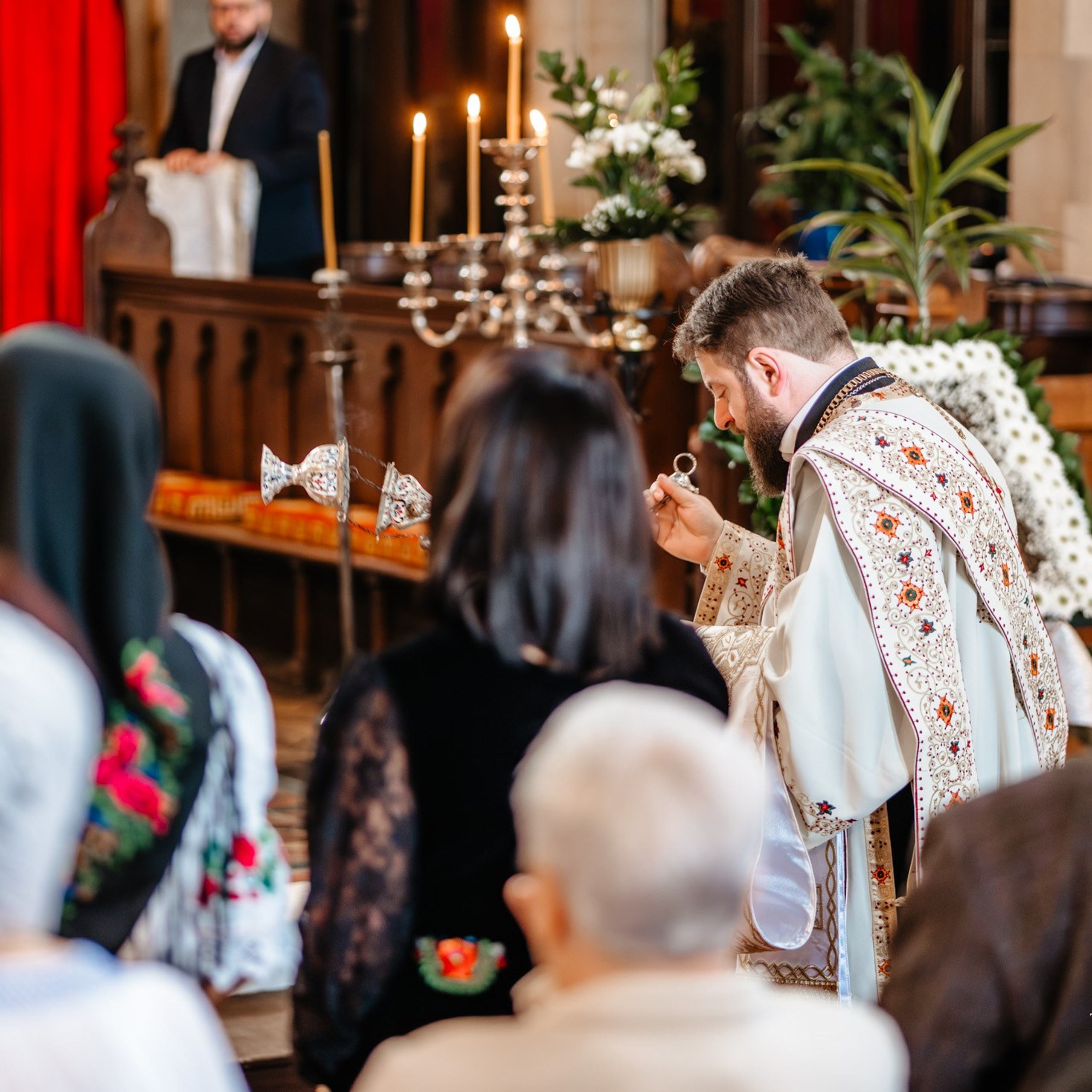 Sambata lui Lazar si Hramul la Biserica Romaneasca din Southampton — Slujba arhiereasca oficiata de PS Parinte Atanasie. TANTAN IONUT FOTO & FILM