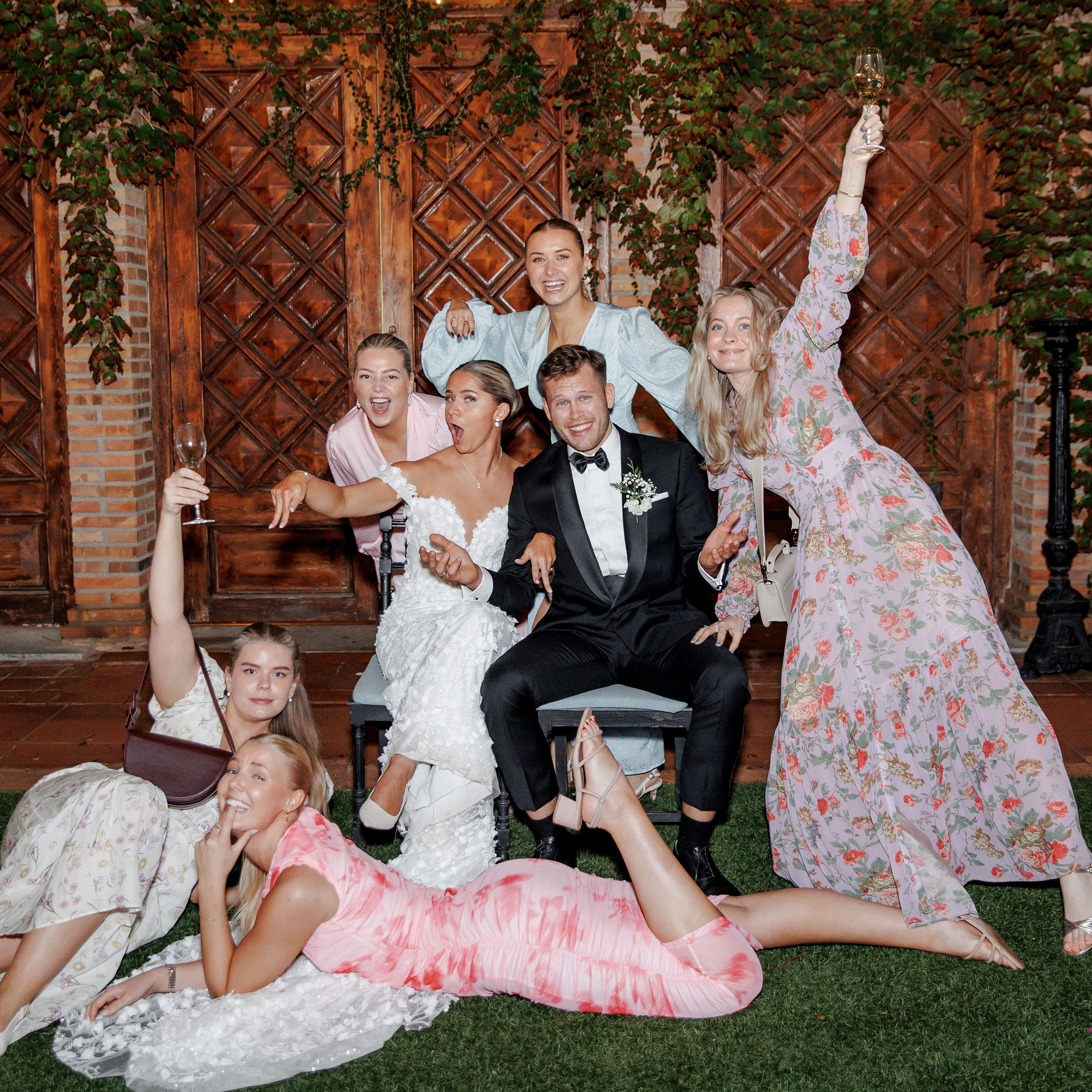 Top 10 Destination Wedding Venues in Barcelona & Catalonia. Wedding Photographer in Barcelona | Lana Alekhina
