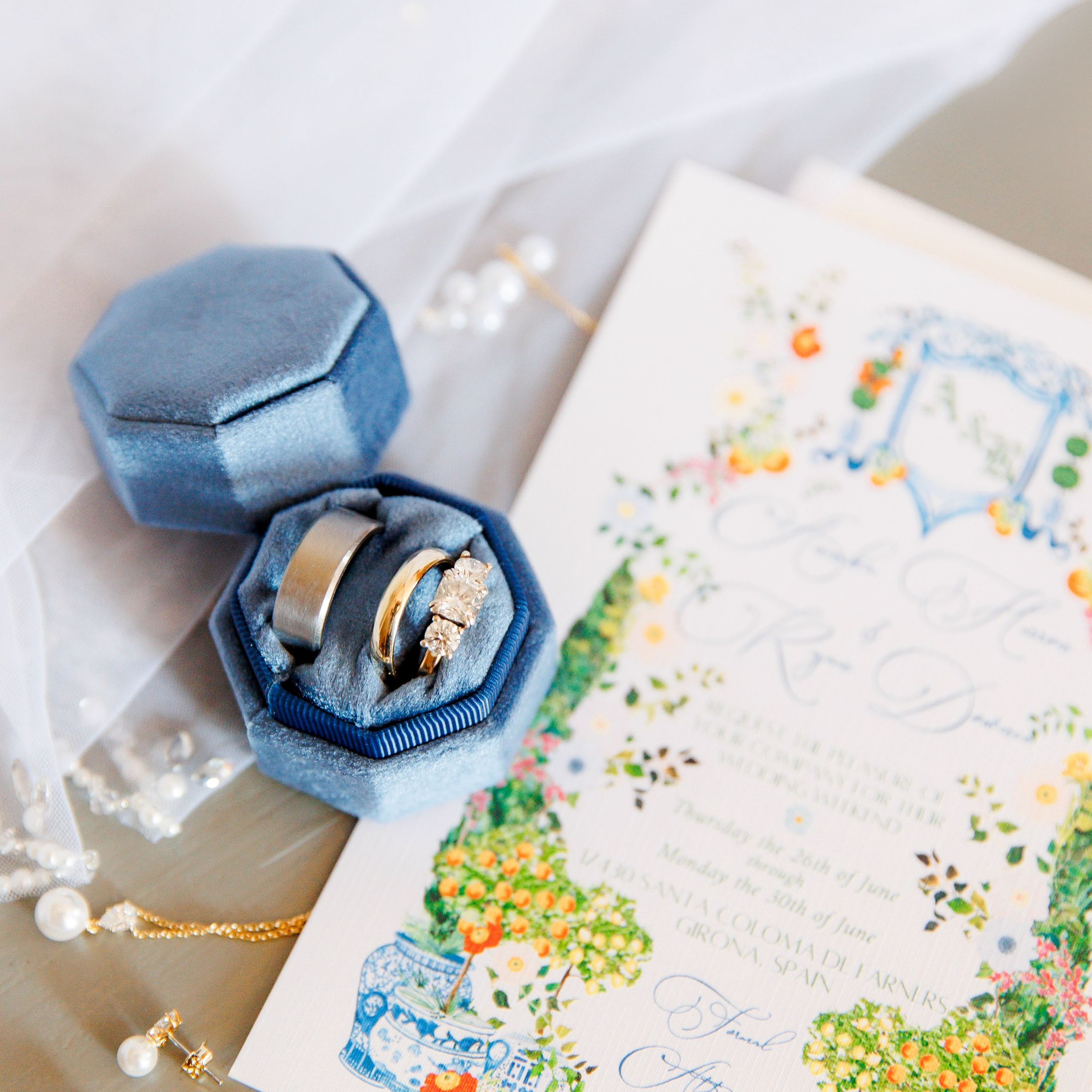 Barcelona Engagement Session. Wedding Photographer in Barcelona Lana Alekhina