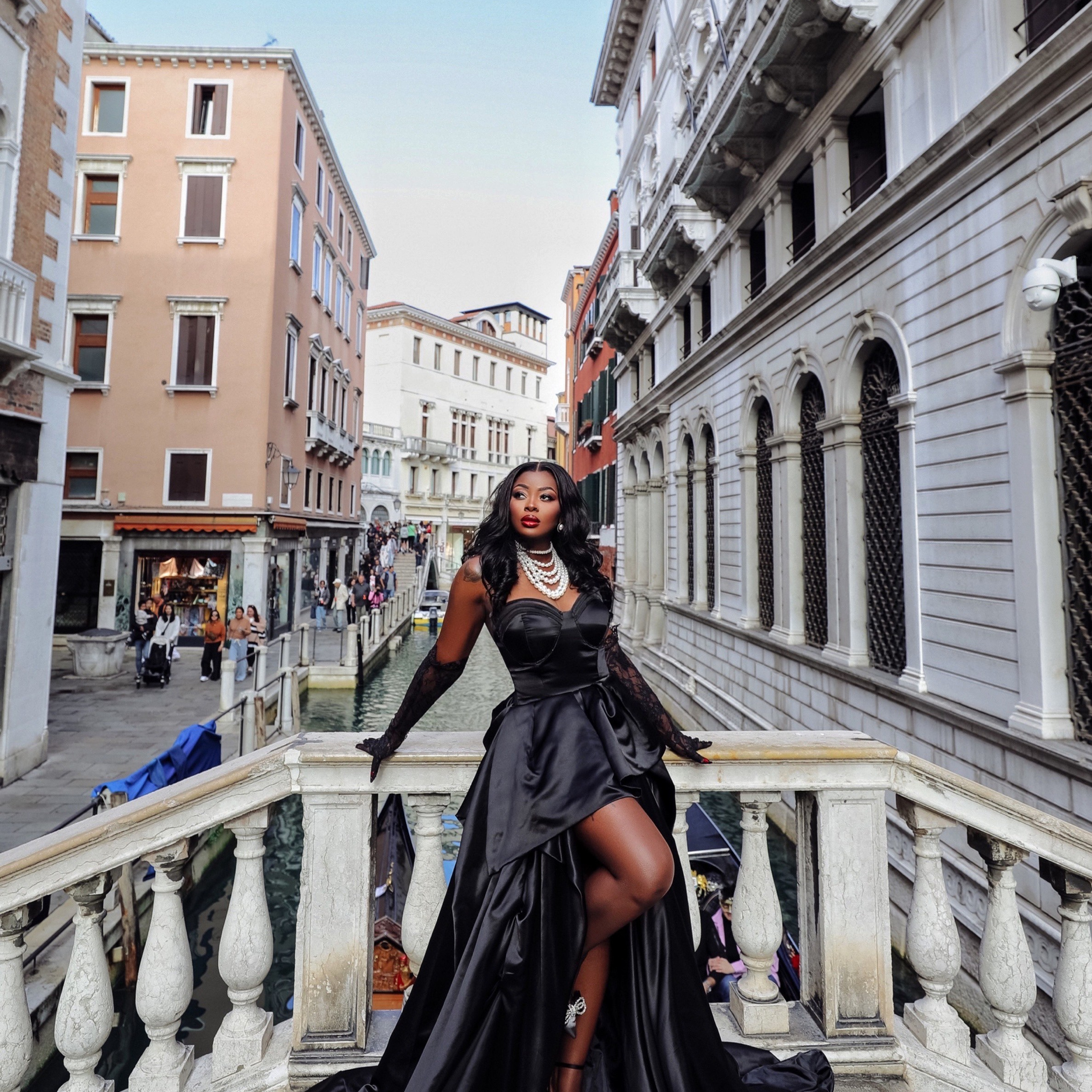 KA3NA HQ • London-Based Content Creator | Brand Influencer | Commercial Model