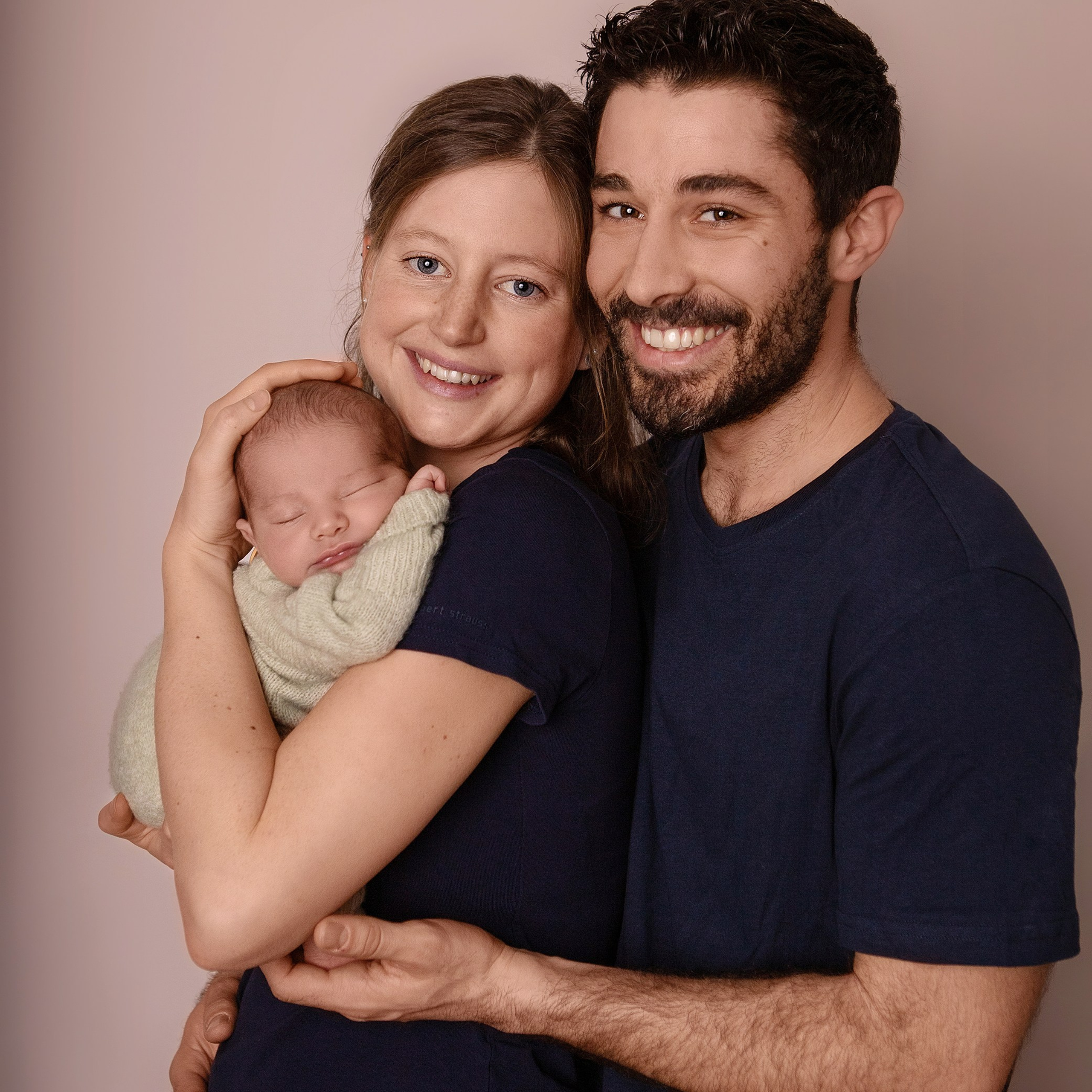 Neugeborenenshooting Weißenhorn, Neugeborenenshooting Ulm, Babyfotograf Ulm, Babyfotograf Senden, Babyfotograf Neu-Ulm Jana Beifuß FotografieNeugeborenenshooting Weißenhorn, Neugeborenenshooting Ulm, Babyfotograf Ulm, Babyfotograf Senden, Babyfotograf Neu-Ulm Jana Beifuß Fotografie