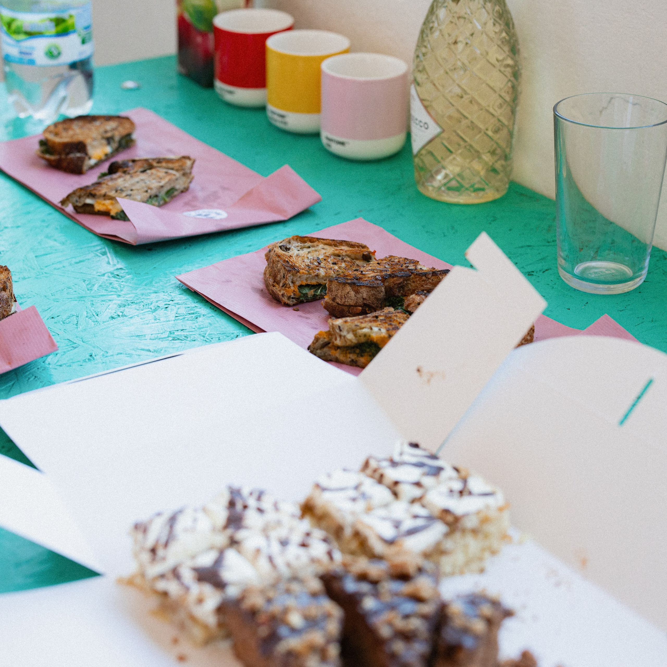 WORKSHOPS. Dana Lišková — Empathetic Photographer | Introspective Artist |Neurodivergent Coach | Founder of Artepy.cz