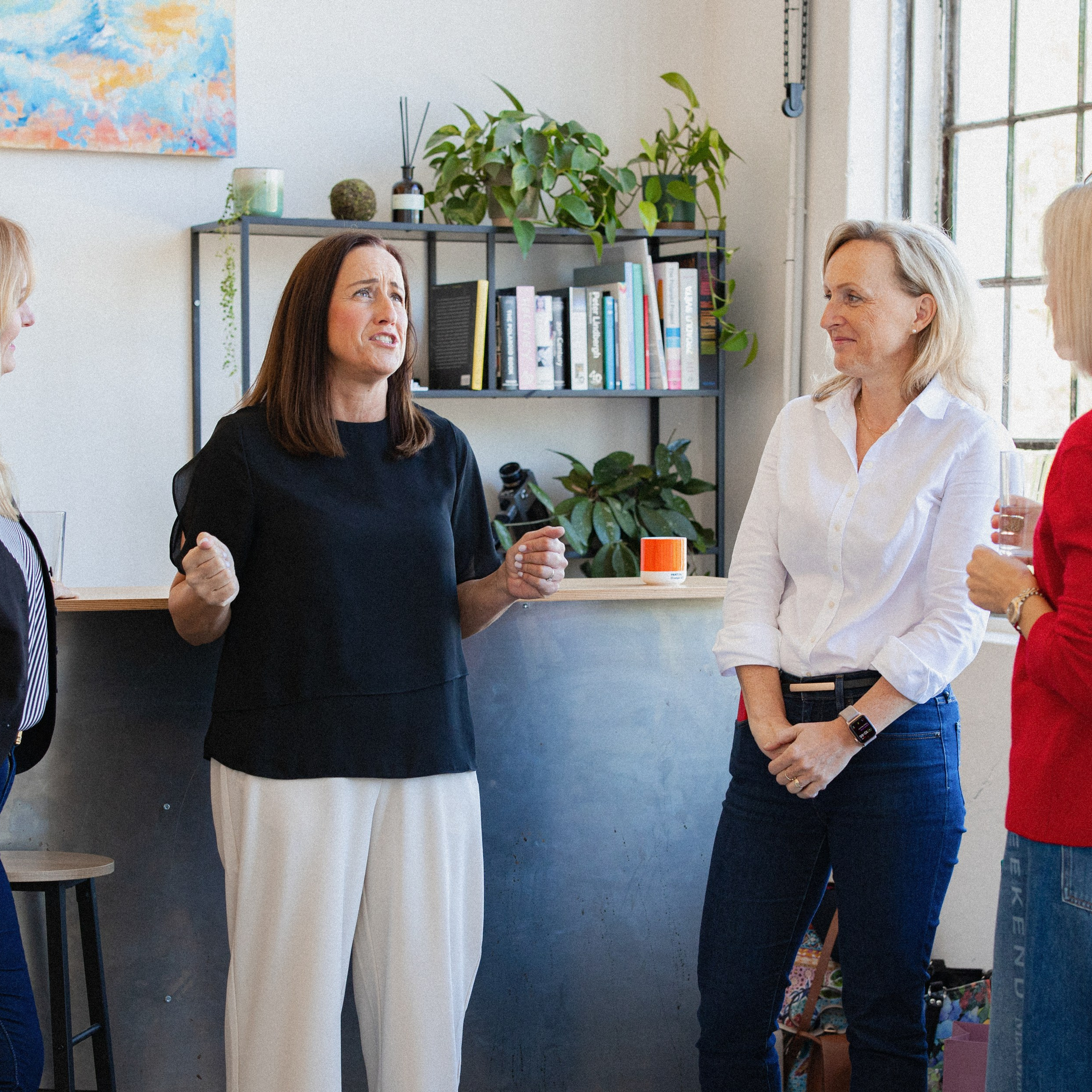 WORKSHOPS. Dana Lišková — Empathetic Photographer | Introspective Artist |Neurodivergent Coach | Founder of Artepy.cz