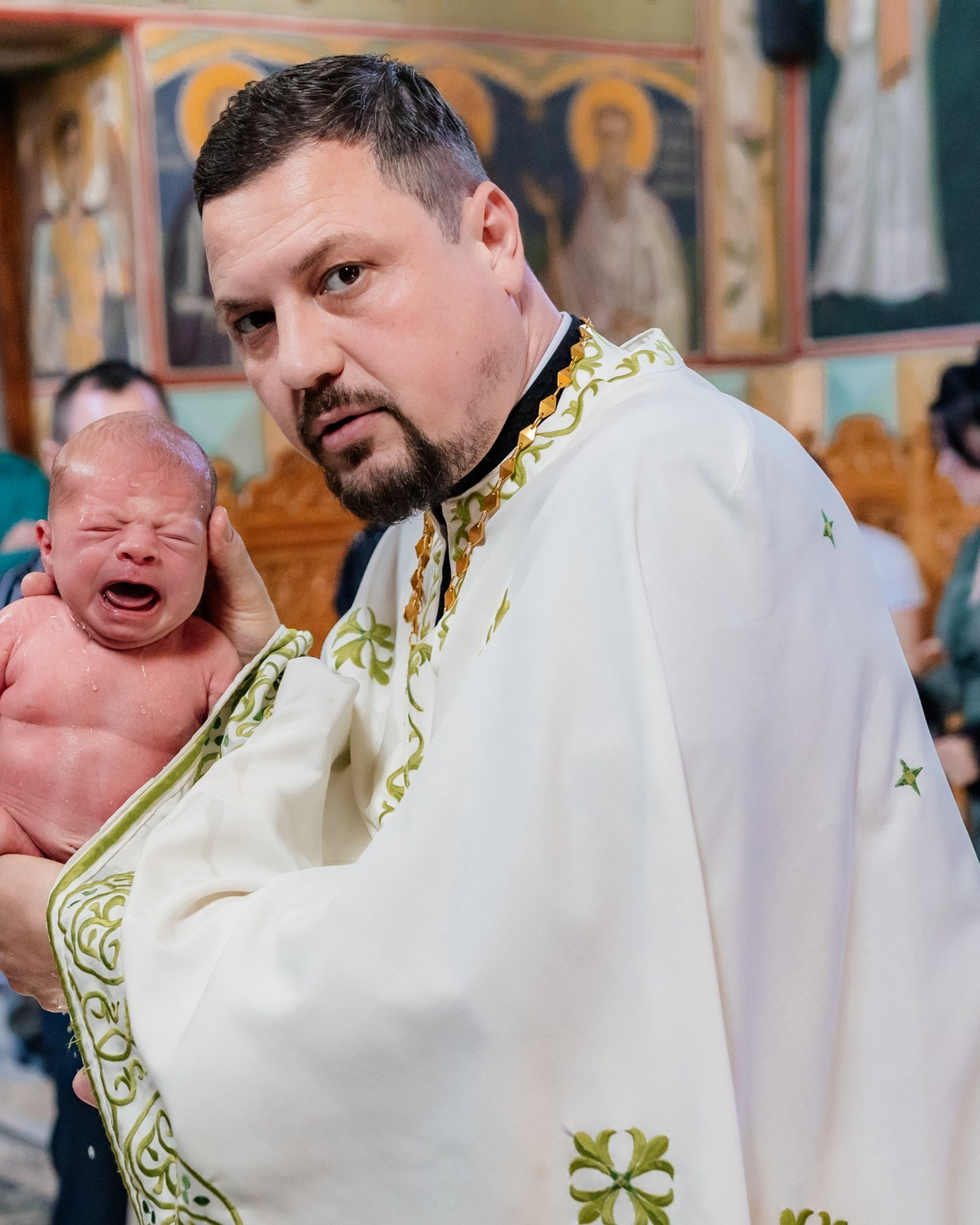 Botezul lui Mathias Gabriel – Lumină, credință și începuturi frumoase