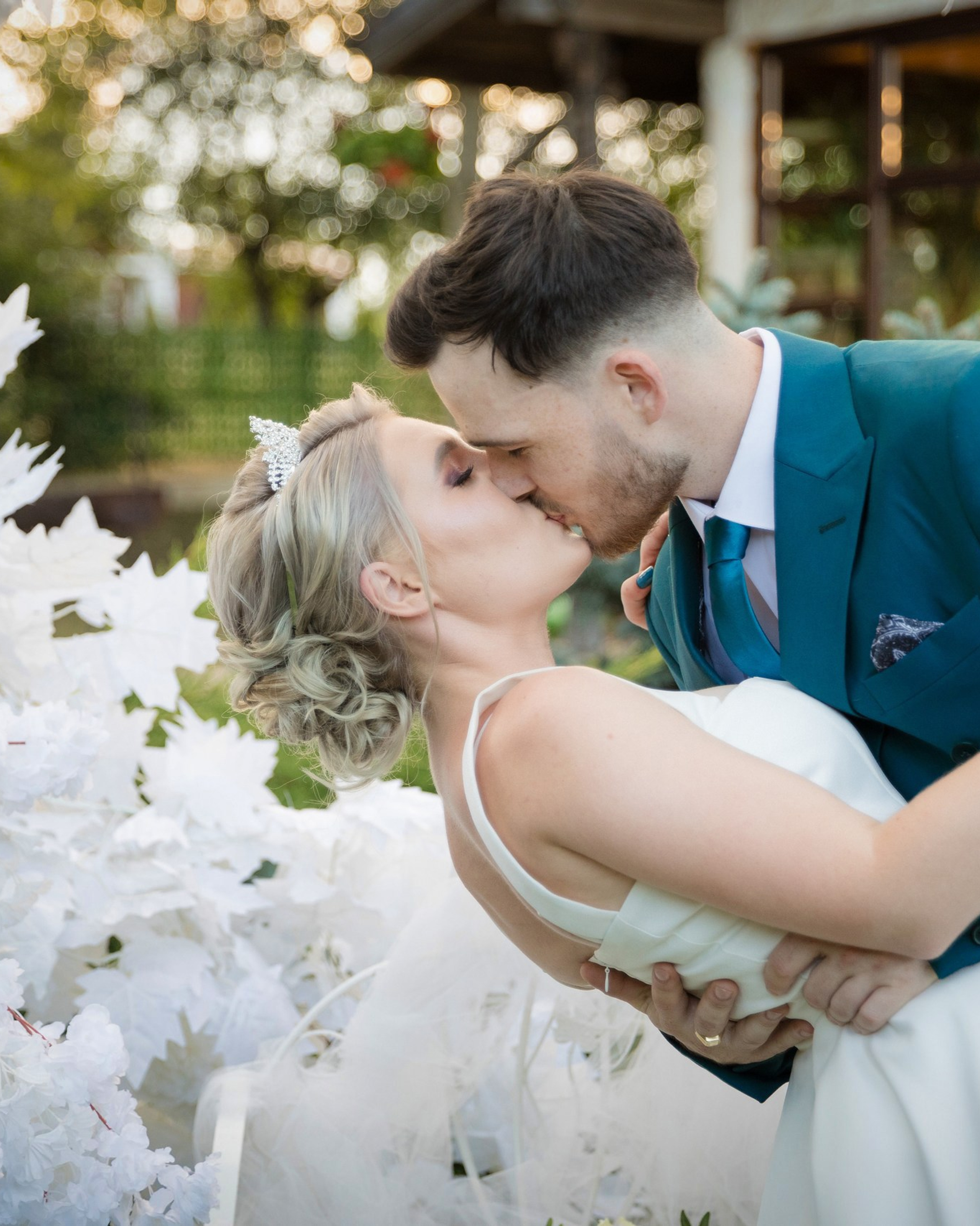 Mircea & Ioana – Stare Civilă la Conacul Zăicești, Botoșani | Cadre Elegante și Emoții Adevărate