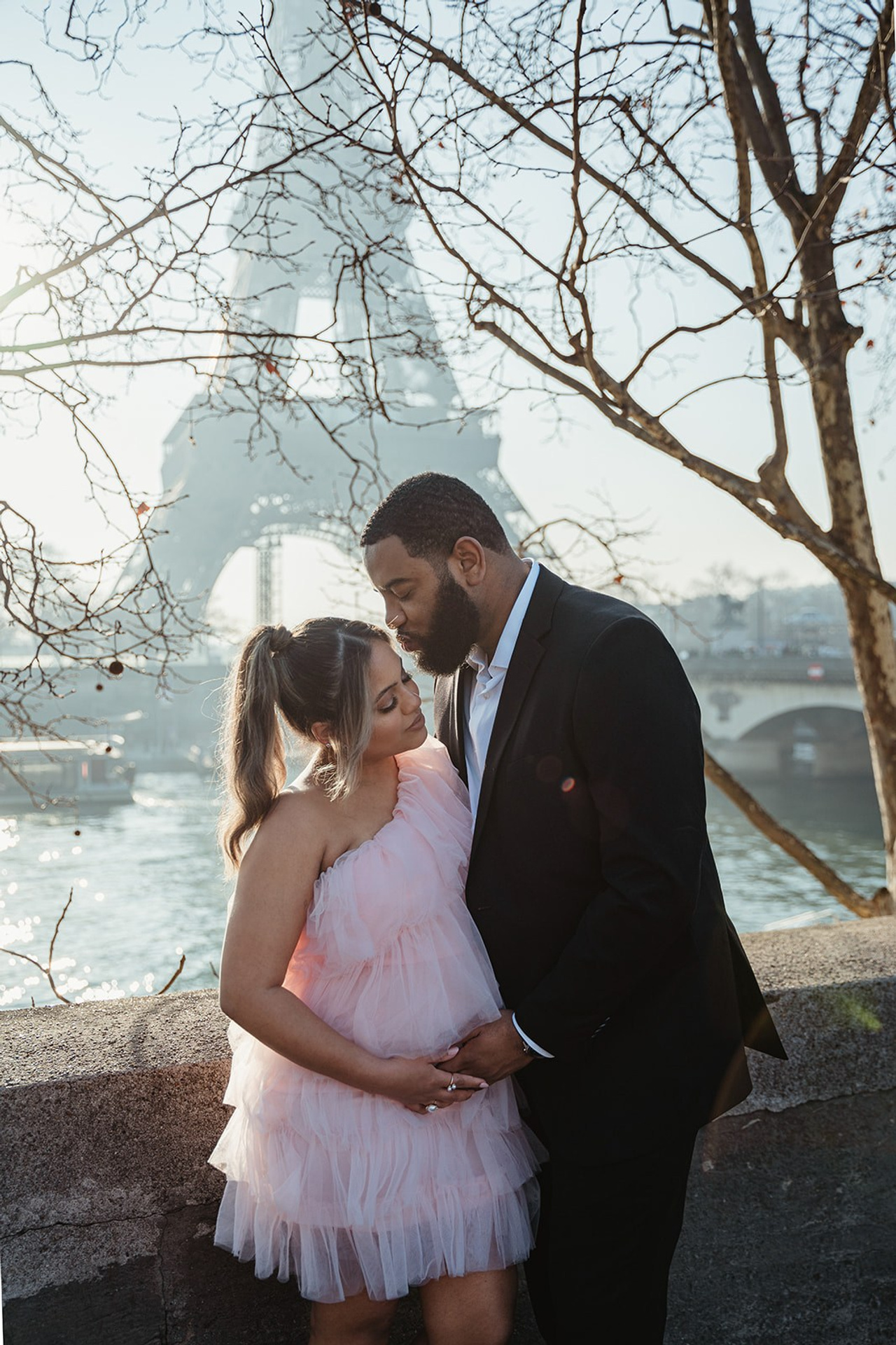 Photographer in Paris Yulia Shkadina | Couples, engagement, pre-wedding, individual photo-shoots in Paris at the best locations