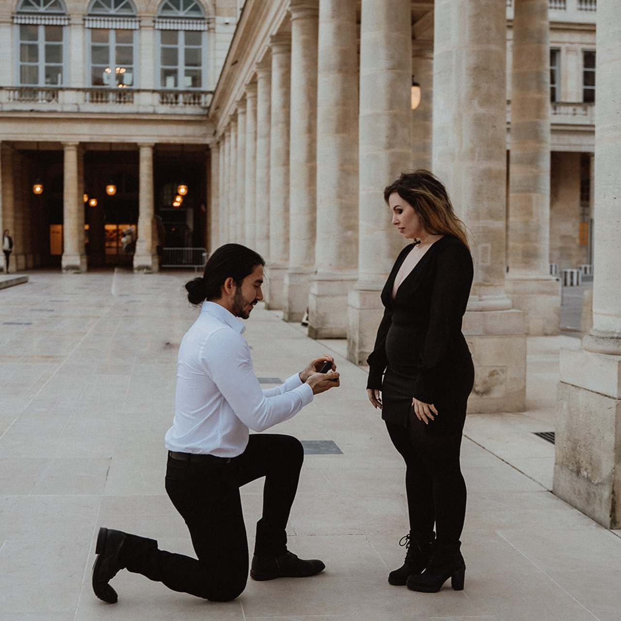 Proposal photo-shoot. Photographer in Paris Yulia Shkadina | Couples, engagement, pre-wedding, individual photo-shoots in Paris at the best locations