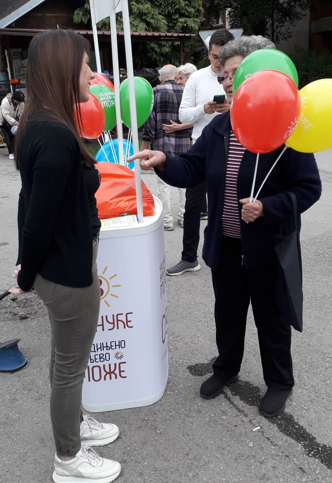 Пијачни дан и сВАнуће. Уједињено Ваљево Може