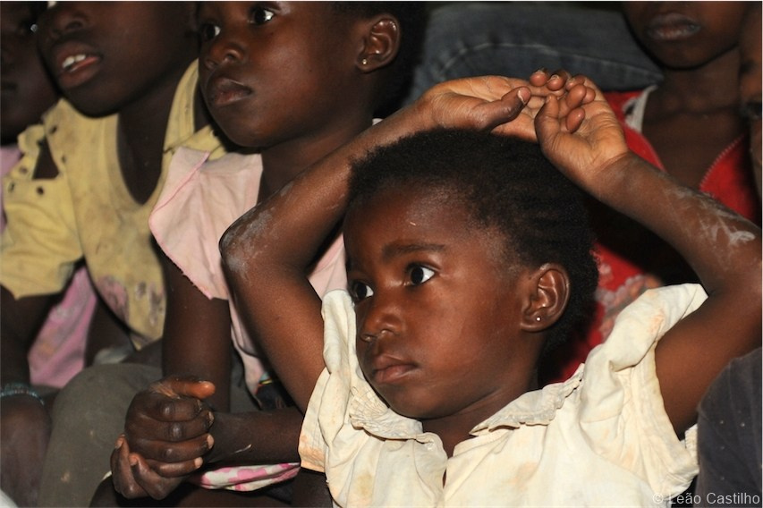 Photos of volunteer work in Congo. Simbahalu