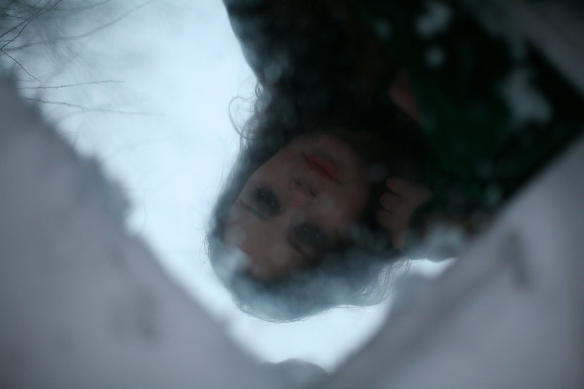 Luda and the apples of old winter. Victoria Dini. Art photography in London / Folkestone, UK