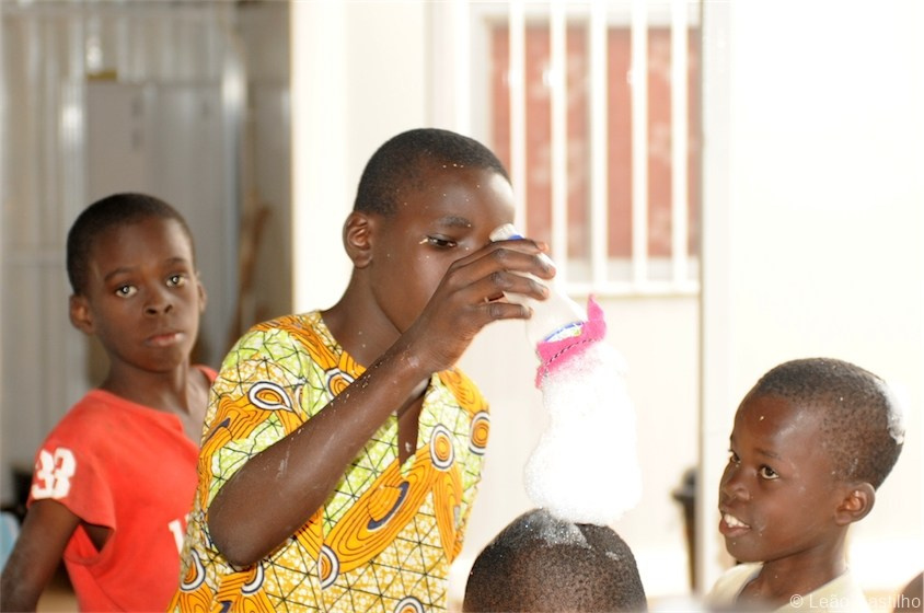 Photos of volunteer work in Congo. Simbahalu
