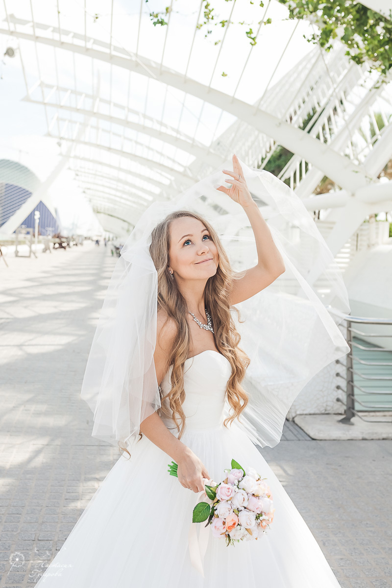 визажист и мастер по прическам в бенидорме и аликанте