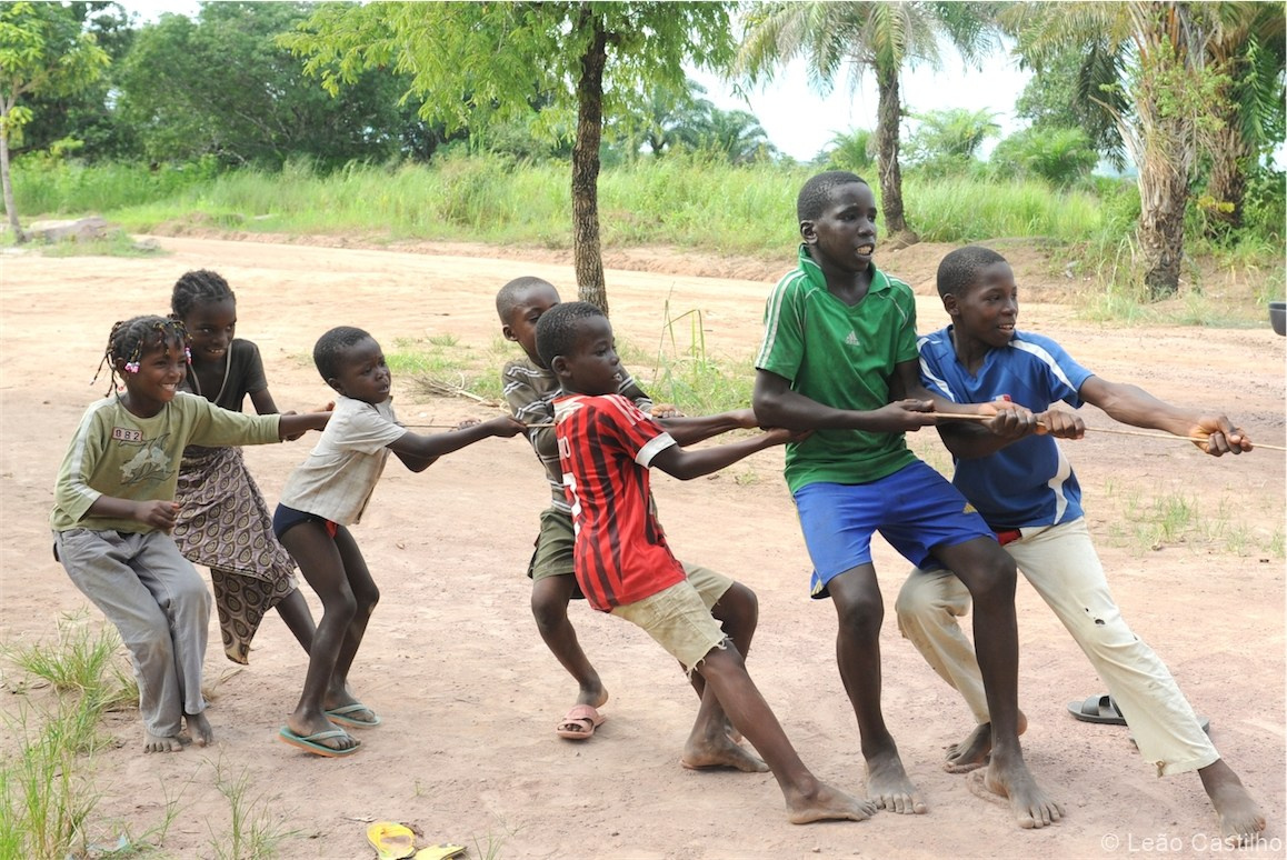 Photos of volunteer work in Congo. Simbahalu