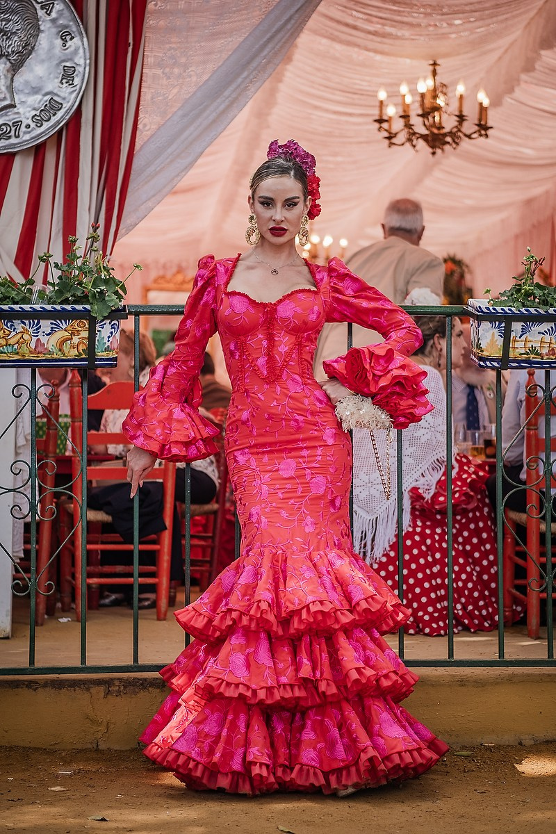 Feria de Abril 2025: un universo de luz, arte y raíces