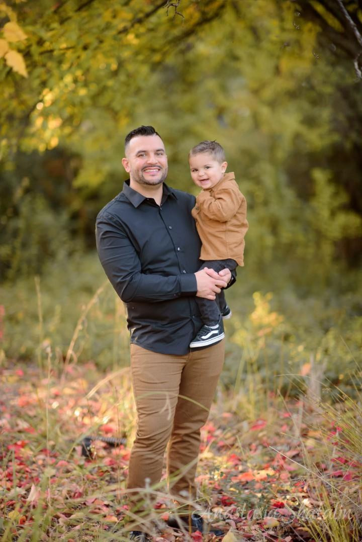 Fall autumn photography Folsome, Roseville, Rocklin. Family photographer in Roseville, Rocklin, Folsom, Sacramento