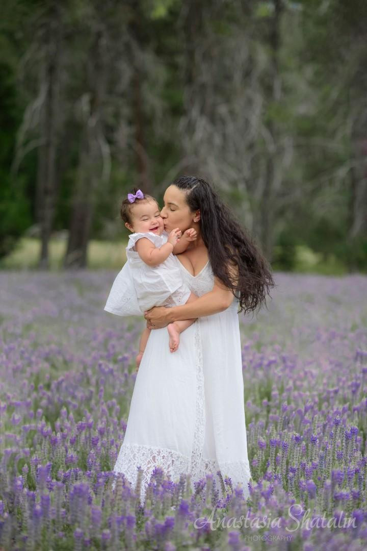 Family outdoor portraits lake Tahoe. Family photographer in Roseville, Rocklin, Folsom, Sacramento