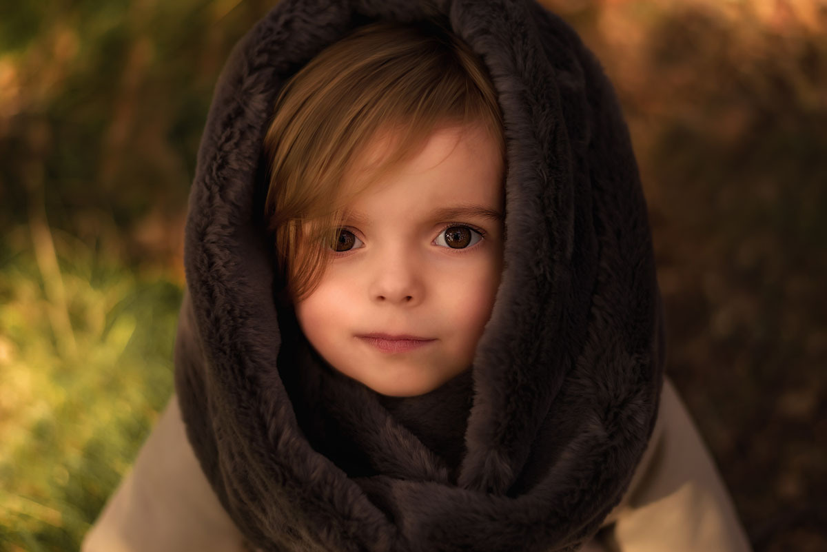 Het meisje met een bont sjaal