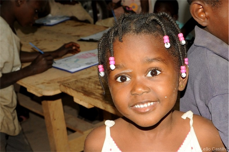 Photos of volunteer work in Congo. Simbahalu