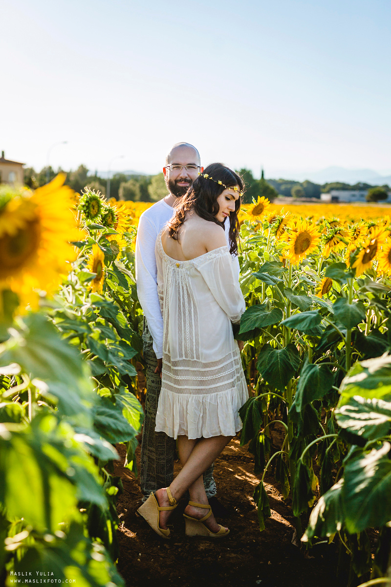 Photosession in the fabulous Besalu. Photographer in Barcelona Spain Maslik Yulia