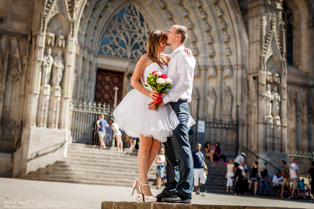 Luna de miel en barcelona. Fotógrafo en Barcelona Maslik Yulia