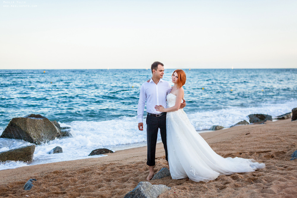 Soleada sesión de fotos en Barcelona. Fotógrafo en Barcelona Maslik Yulia