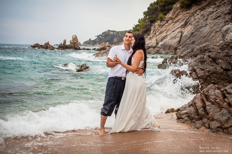 Sesión de fotos de boda en el Parque Laberinto de Barcelona. Fotógrafo en Barcelona Maslik Yulia