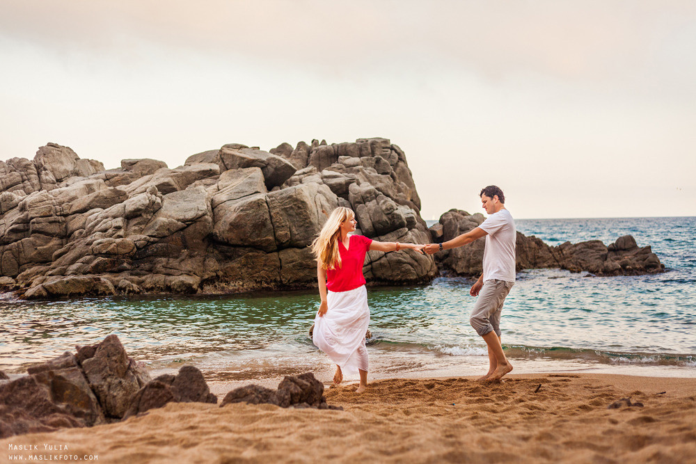 Romantic photo session in Barcelona. Photographer in Barcelona Spain Maslik Yulia