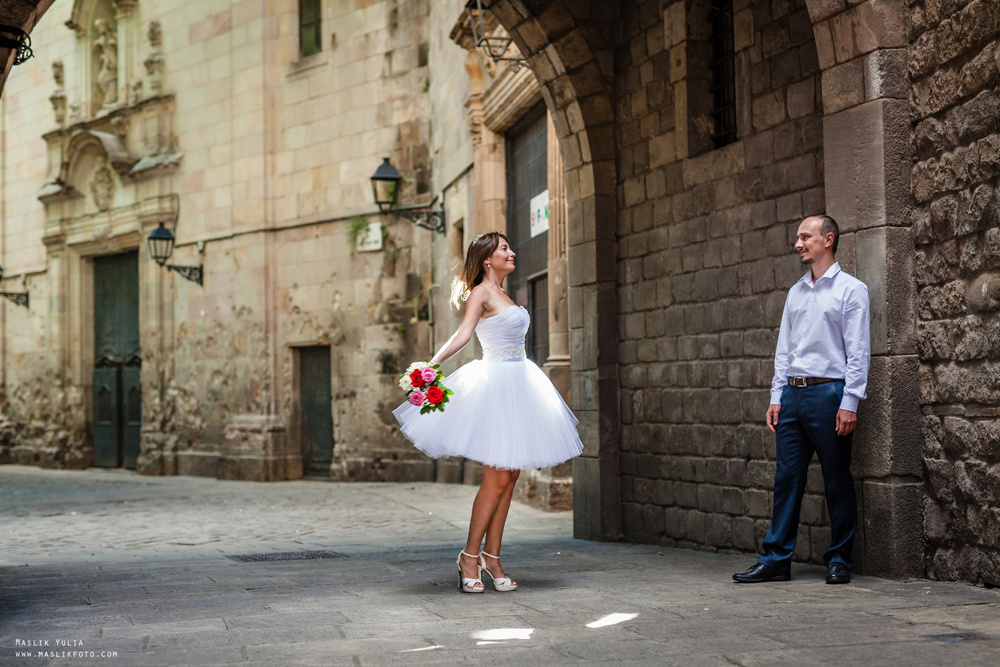 Luna de miel en barcelona. Fotógrafo en Barcelona Maslik Yulia