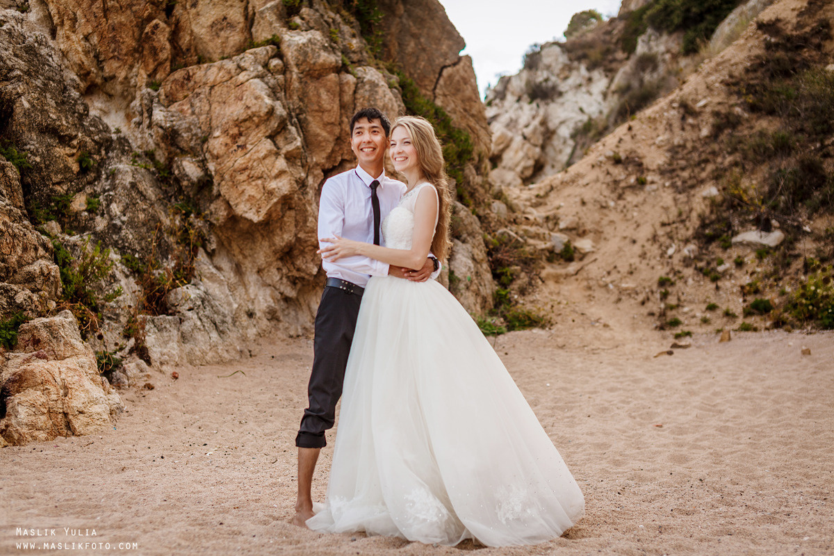 Sesión fotográfica de boda en la Costa Brava. Fotógrafo en Barcelona Maslik Yulia