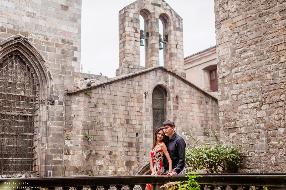 Photoshoot in Barcelona on the most popular route. Photographer in Barcelona Spain Maslik Yulia