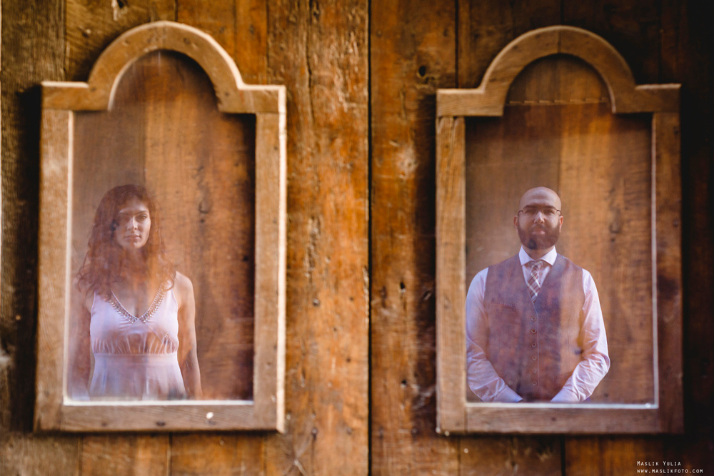 Photosession in the fabulous Besalu. Photographer in Barcelona Spain Maslik Yulia