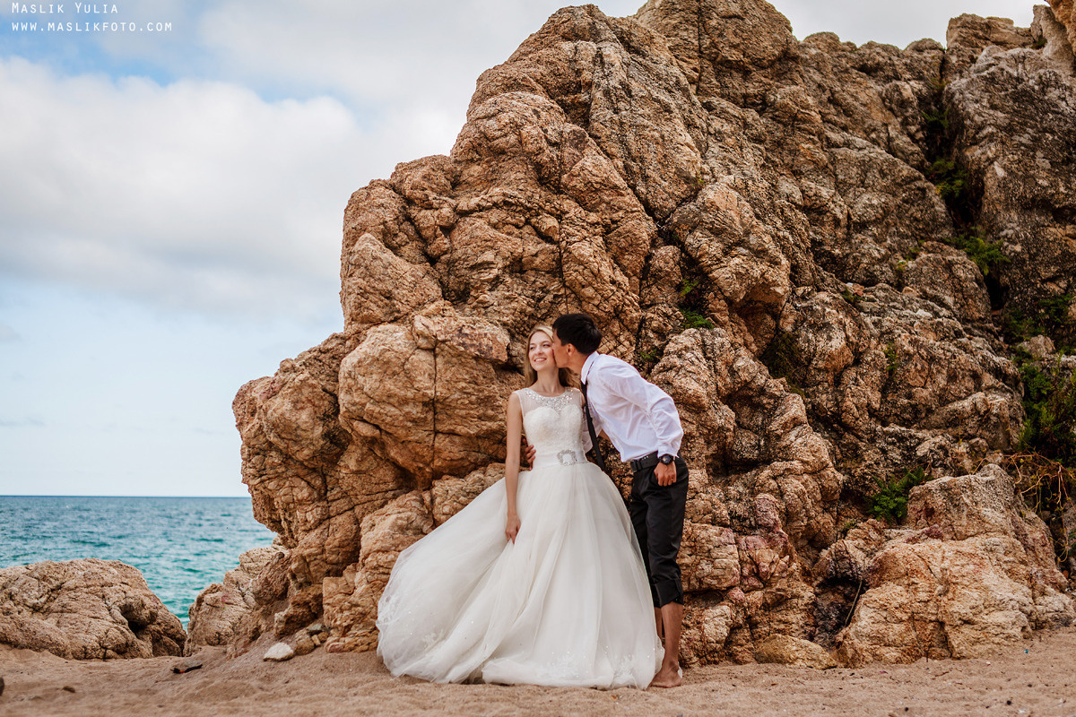Sesión fotográfica de boda en la Costa Brava. Fotógrafo en Barcelona Maslik Yulia