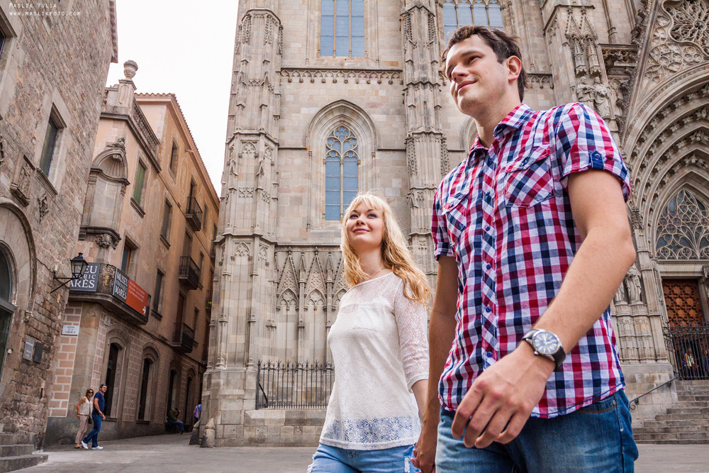 Romantic photo session in Barcelona. Photographer in Barcelona Spain Maslik Yulia