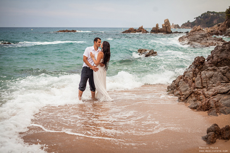 Sesión de fotos de boda en el Parque Laberinto de Barcelona. Fotógrafo en Barcelona Maslik Yulia