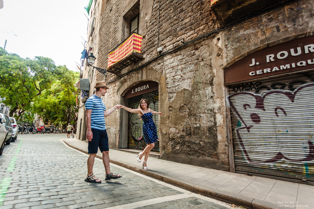 Luna de miel en barcelona. Fotógrafo en Barcelona Maslik Yulia