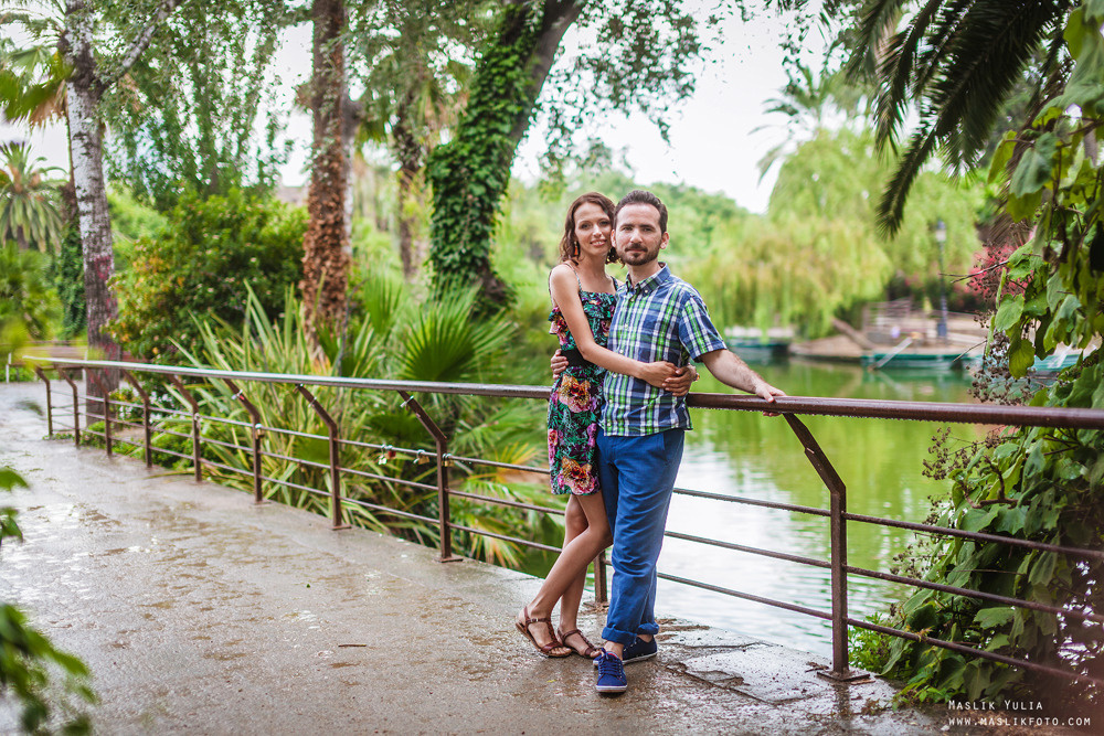 Fun photo shoot in Barcelona. Photographer in Barcelona Spain Maslik Yulia