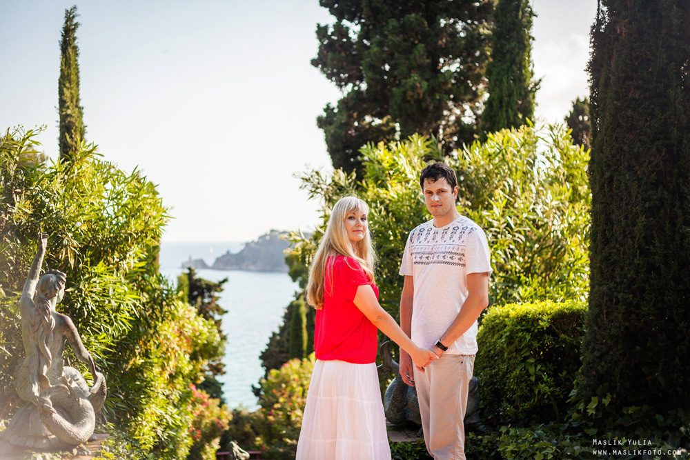 Romantic photo session in Barcelona. Photographer in Barcelona Spain Maslik Yulia